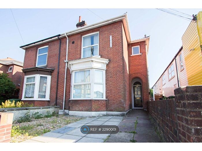8 Bedroom Semi-Detached House To Rent In Lodge Road, Southampton, SO14