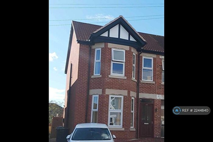 2 Bedroom Flat To Rent In Sterte Road, Poole, BH15