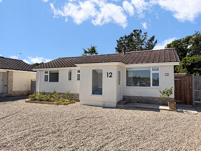 3 Bedroom Bungalow For Sale In Pennington Close, West Moors, Ferndown, Dorset, BH22