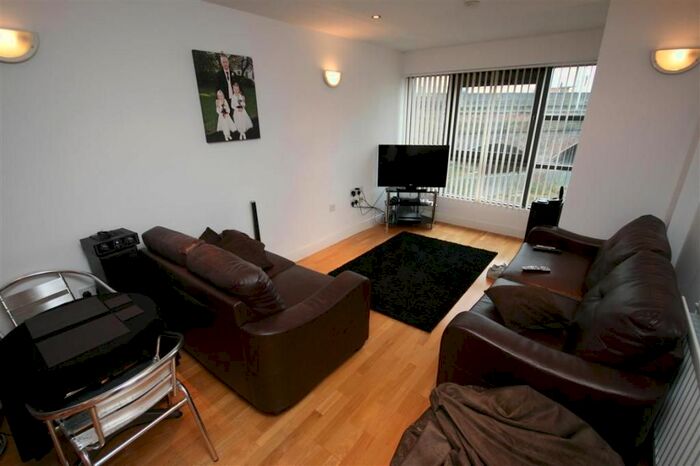 2 Bedroom Flat To Rent In Ellesmere Street, Manchester, M15