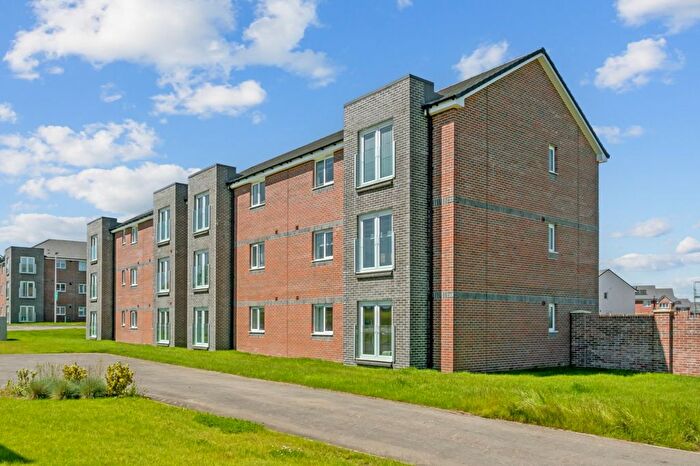 2 Bedroom Flat To Rent In Drummonds Crescent, Stirling, Stirlingshire, FK7