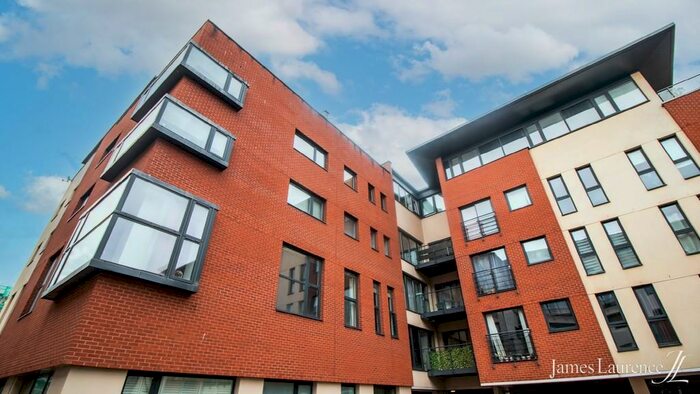 2 Bedroom Apartment To Rent In Rea Court, Digbeth, Birmingham, B12