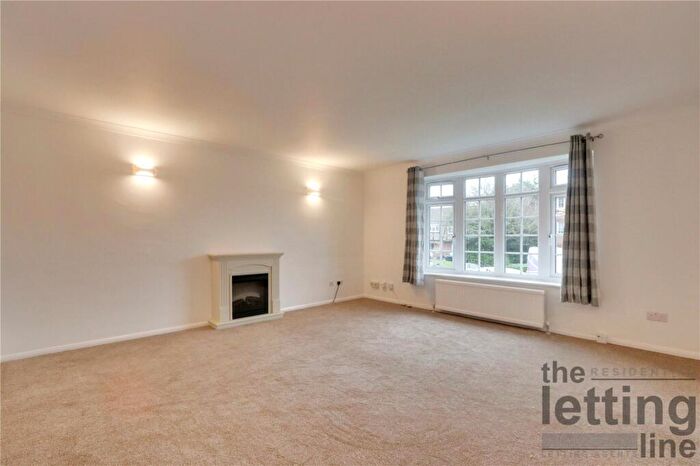 3 Bedroom Apartment To Rent In Barrydene Court, Waverley Road, Enfield, Middlesex, EN2