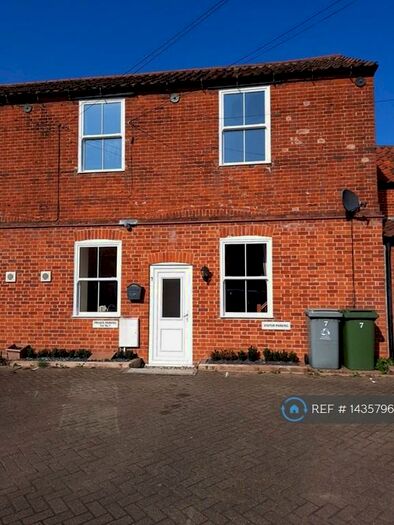 2 Bedroom Terraced House To Rent In Red Lion Yard, Aylsham, NR11