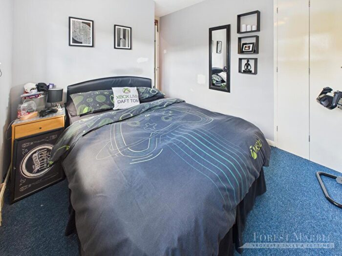 3 Bedroom Terraced House For Sale In Westwood Drive, Frome, BA11