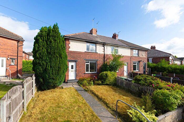 2 Bedroom End Of Terrace House For Sale In Broadway, Horsforth, Leeds, West Yorkshire, LS18