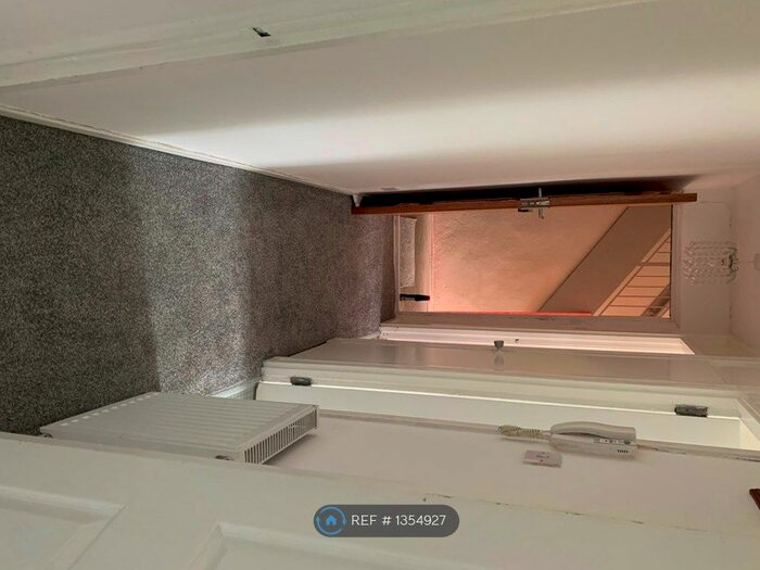 1 Bedroom Flat To Rent In Cunninghame Road, Kilbarchan, Johnstone, PA10