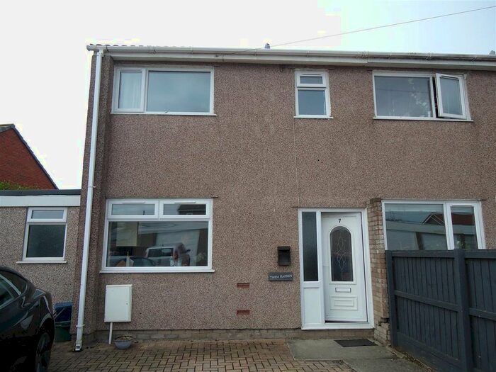 3 Bedroom Terraced House To Rent In St. Marys Crescent, Rogiet, Caldicot, NP26