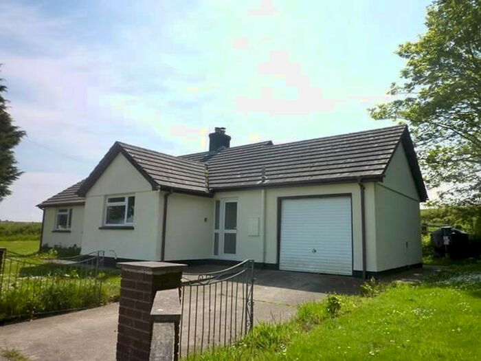3 Bedroom Bungalow To Rent In East Greadon Farm, Bradworthy, EX22