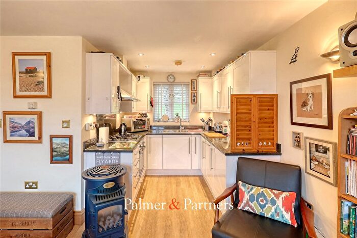 2 Bedroom Terraced House For Sale In Chandlers Quay, Maldon, Essex, CM9