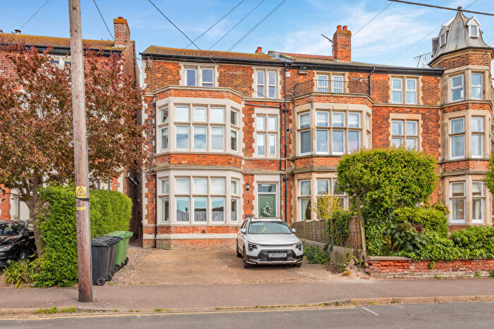 2 Bedroom Apartment For Sale In Northgate, Hunstanton, PE36