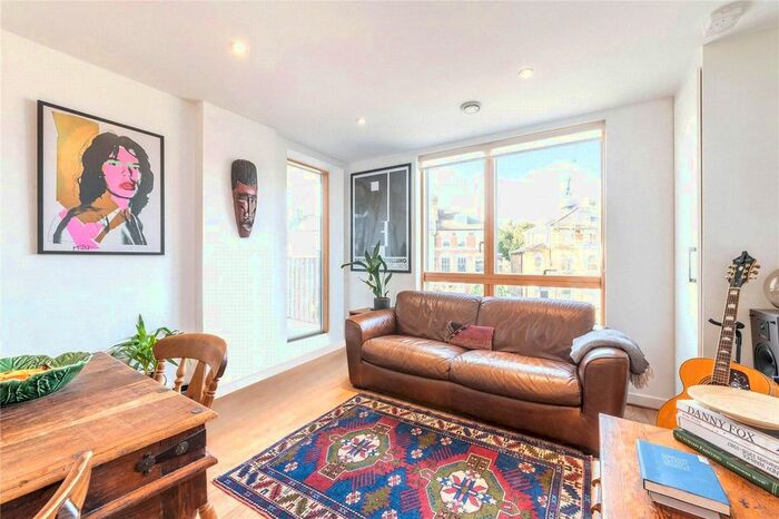 1 Bedroom Flat To Rent In Green Lanes, Stoke Newington, N16