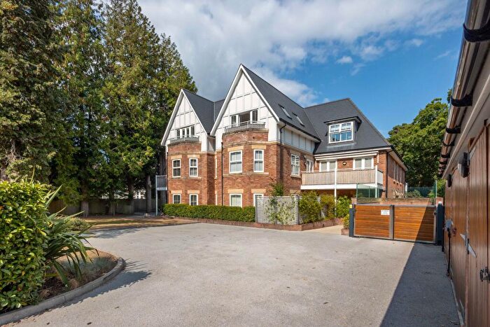 2 Bedroom Apartment To Rent In Tower Road, Branksome Park, Poole, BH13