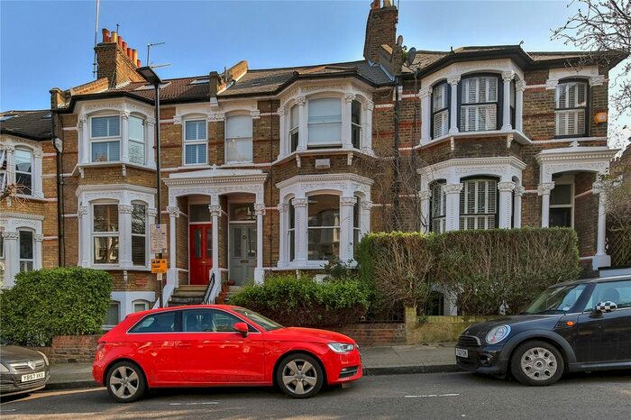 1 Bedroom Flat To Rent In Aubert Road, Highbury, London, N5