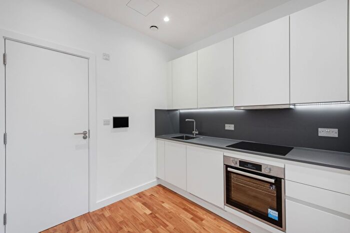 Studio To Rent In Canfield Gardens, London, NW6