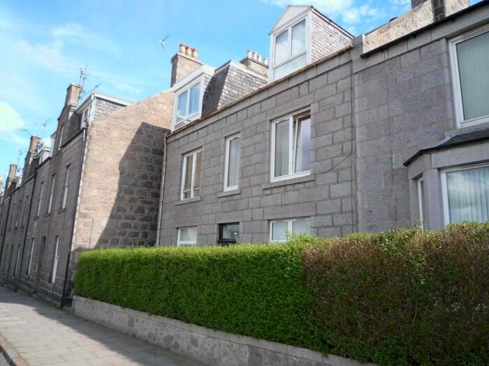 1 Bedroom Flat To Rent In Bedford Road, Aberdeen, AB24