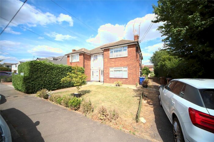 2 Bedroom Maisonette To Rent In Meadowcroft Court, Gordon Road, Horndon-On-The-Hill, SS17