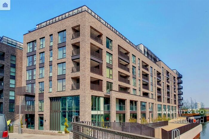 1 Bedroom Flat To Rent In Highland Street, London, E15