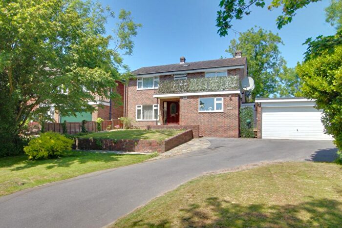4 Bedroom Detached House For Sale In School Lane, Denmead, PO7