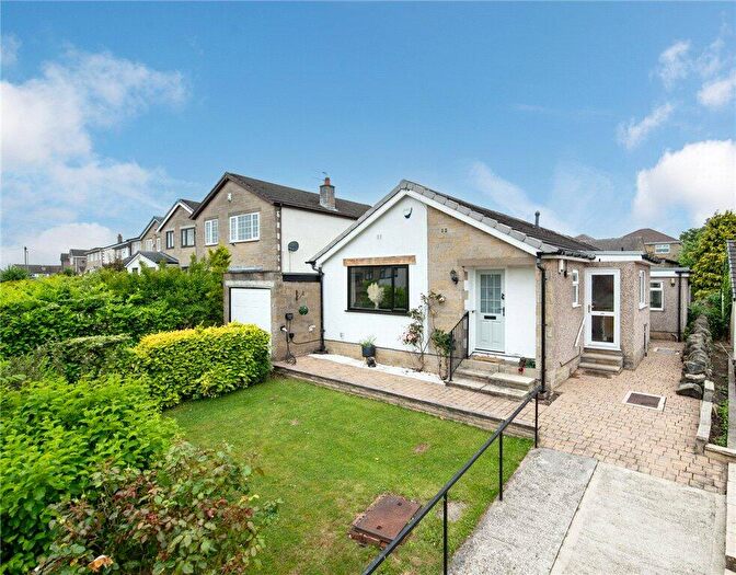 3 Bedroom Bungalow For Sale In Southway, Bingley, BD16