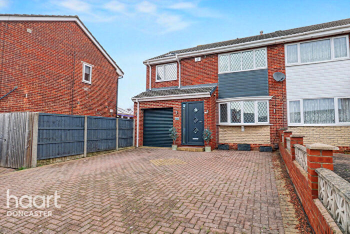 3 Bedroom Semi Detached House For Sale In Melford Drive, Balby, Doncaster, DN4