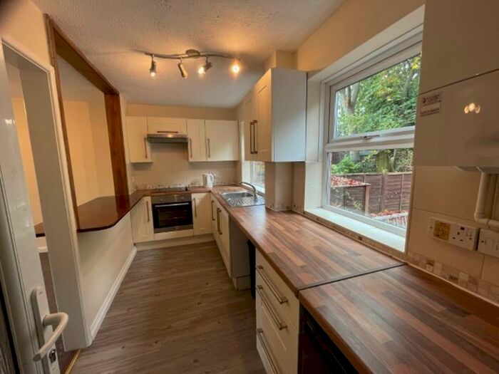 2 Bedroom Semi-Detached House To Rent In Wysall Road, Abington, Northampton, NN3