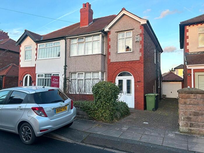 3 Bedroom Semi Detached House For Sale In Moorside Close, Crosby, Liverpool, L23