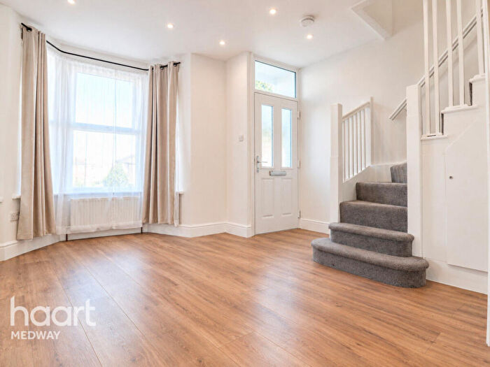 3 Bedroom Terraced House To Rent In Kitchener Road, Rochester, ME2