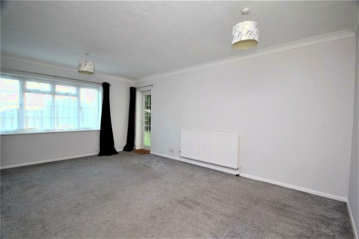 2 Bedroom Apartment To Rent In Lamorna Grove, Worthing, West Sussex, BN14