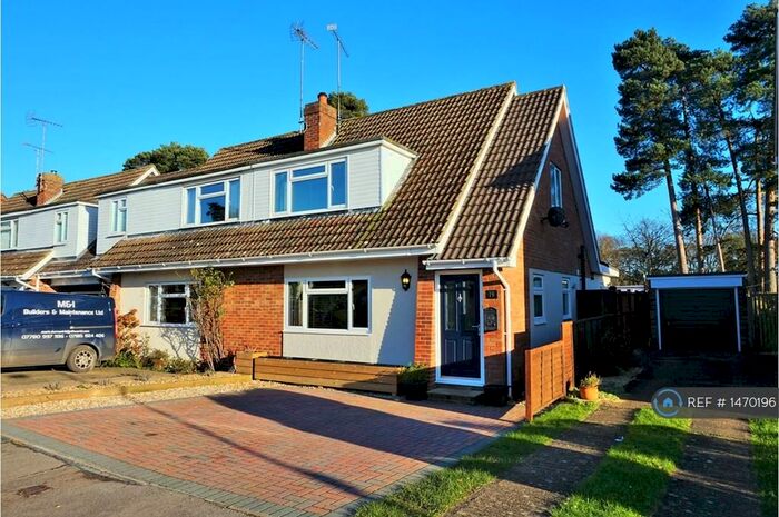 3 Bedroom Semi-Detached House To Rent In Highgate Road, Woodley, Reading, RG5