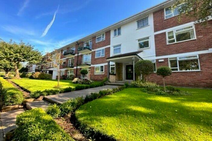 2 Bedroom Flat To Rent In Arno Court, Prenton, CH43