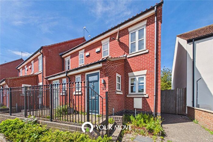 2 Bedroom Terraced House To Rent In Pier Plain, Gorleston, Great Yarmouth, Norfolk, NR31