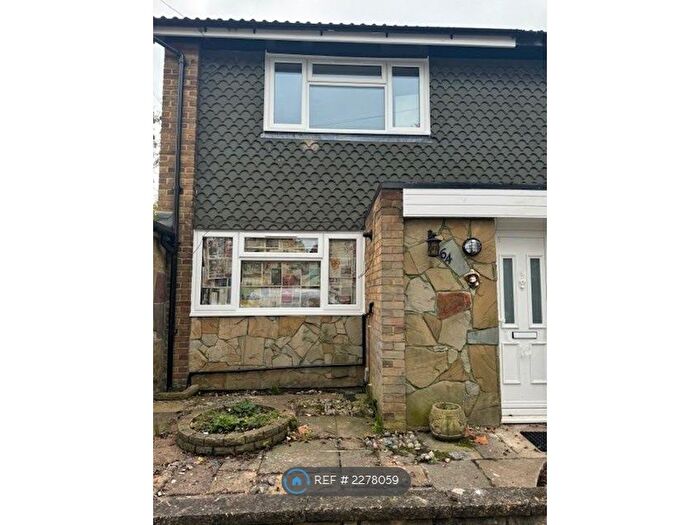 2 Bedroom End Of Terrace House To Rent In St. James' Road, London, N9