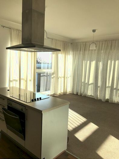 2 Bedroom Flat To Rent In Riverside Close, Romford, RM1