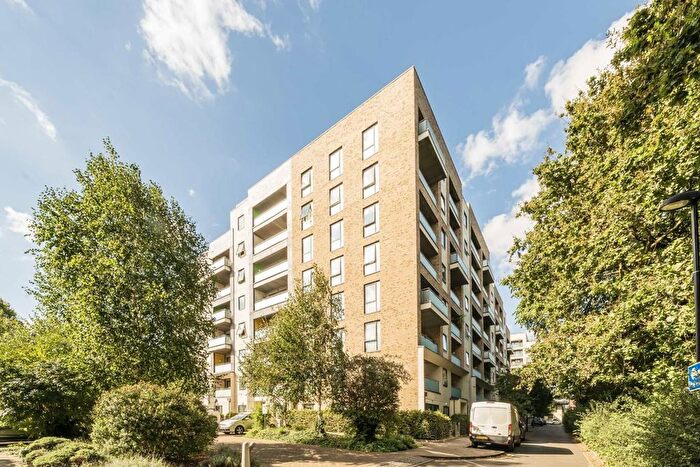 2 Bedroom Flat To Rent In All Saints Road, London, W3