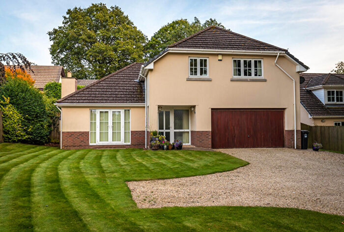 4 Bedroom Detached House To Rent In Flax Bourton Road, BS8