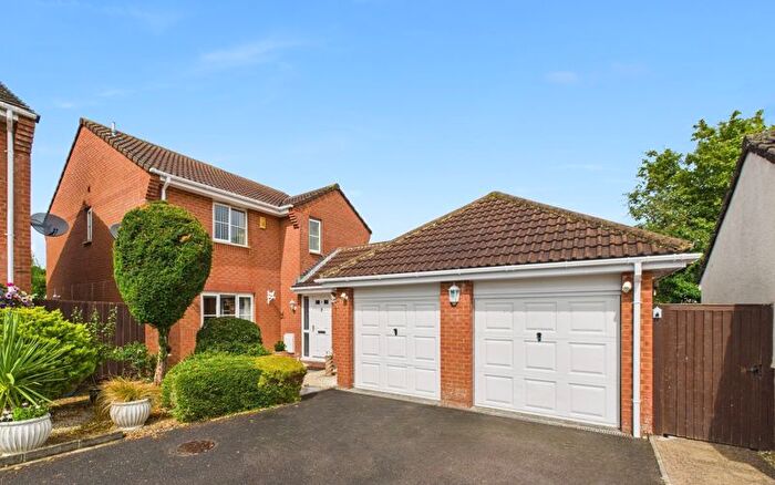 4 Bedroom Detached House For Sale In Morgan Way, Peasedown St John, BA2