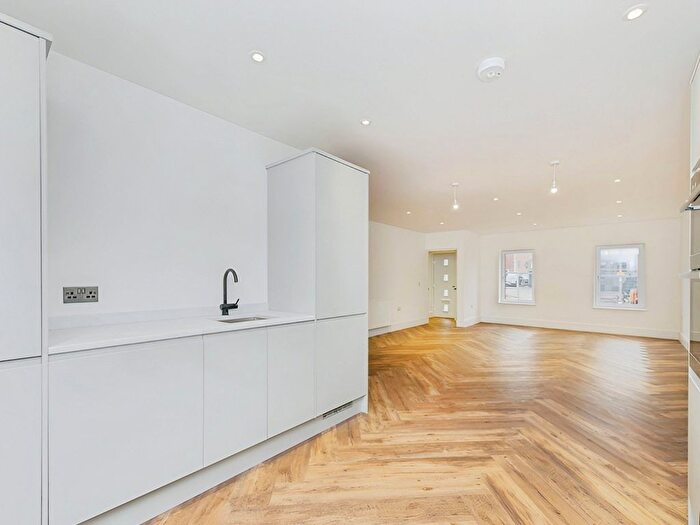 3 Bedroom Detached House To Rent In Lower Brunswick Street, Leeds, West Yorkshire, Uk, LS2