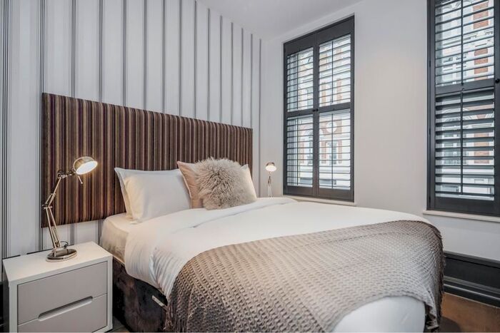 1 Bedroom Flat To Rent In Garrick Street, London, WC2E