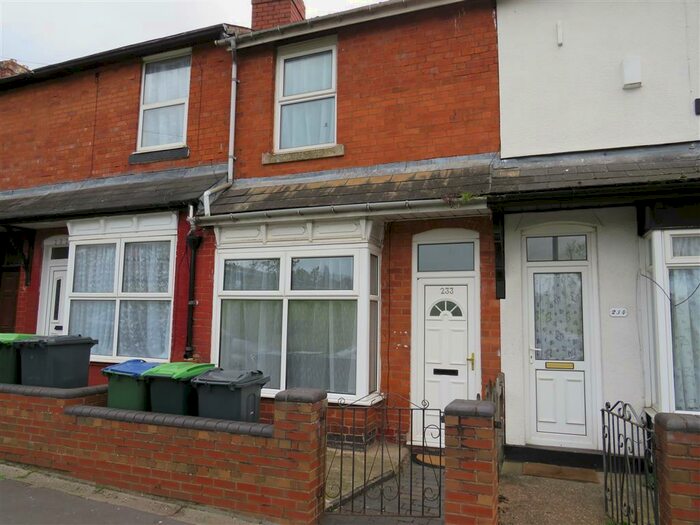 3 Bedroom House To Rent In Montague Road, Smethwick, B66