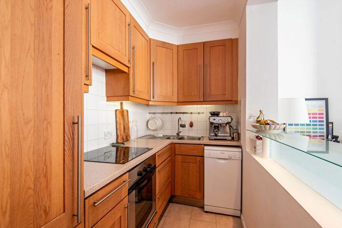 1 Bedroom Flat To Rent In Stanhope Mews West, South Kensington, SW7