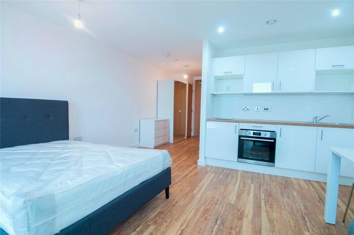 Studio To Rent In Media City, Michigan Point Tower B, Michigan Avenue, Salford, M50
