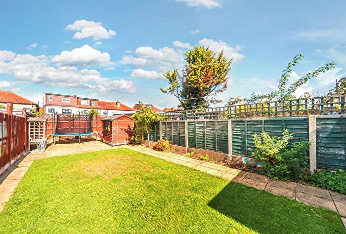 3 Bedroom Terraced House For Sale In Manor Road, Mitcham, CR4