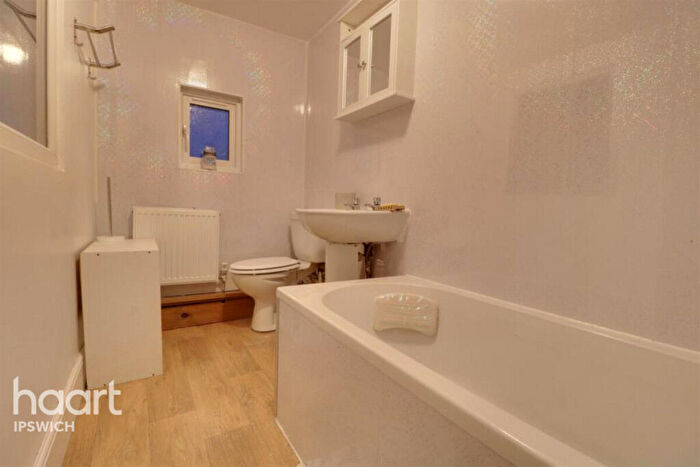 3 Bedroom End Of Terrace House To Rent In Wallace Road, Ipswich, IP1