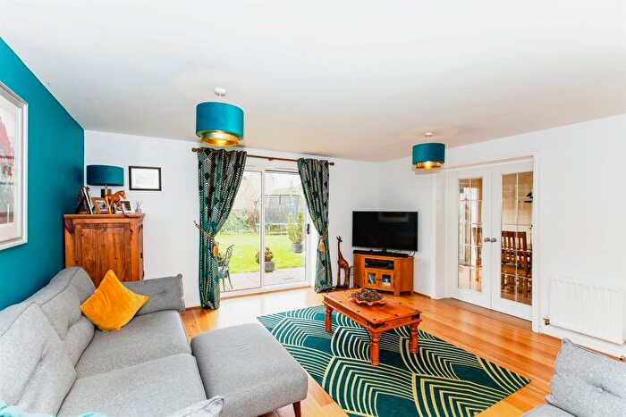 4 Bedroom Detached House For Sale In Playcross Close, Great Cambourne, Cambridge, CB23