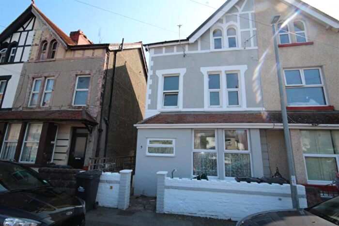 2 Bedroom Apartment For Sale In Avallon Avenue, Llandudno Junction, Conwy, LL31