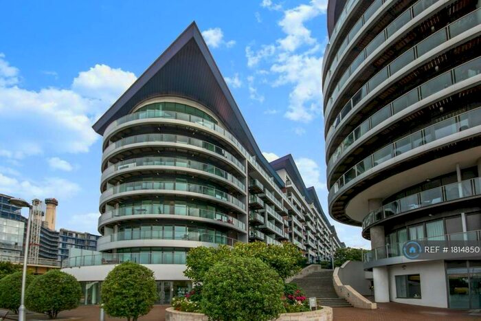 Studio To Rent In Howard Building, London, SW11