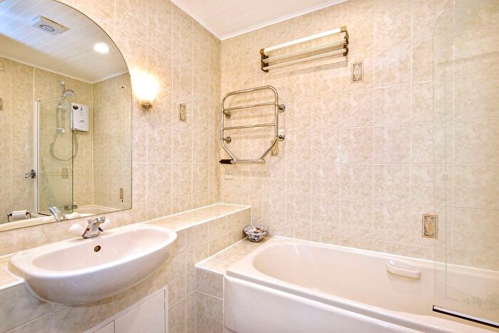 2 Bedroom Flat For Sale In Cove Wynd, Pittenweem, Anstruther, KY10