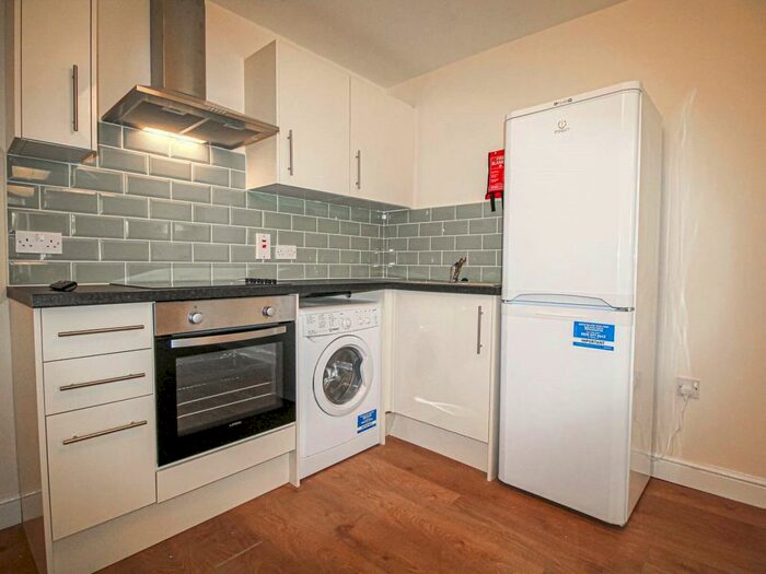1 Bedroom Apartment To Rent In East Parade, Harrogate, North Yorkshire, HG1