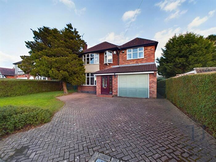 5 Bedroom Detached House For Sale In Lenton Avenue, Tollerton, Nottingham, NG12